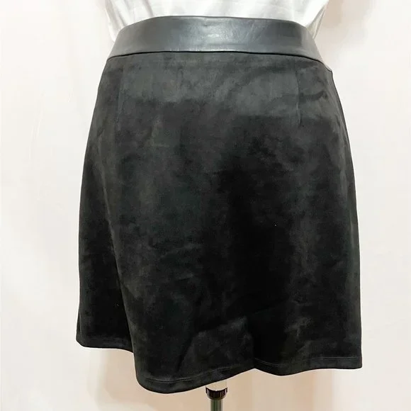 Andrew Marc NWT Sz XL Black  Faux Leather/Suede A-Line Pull On Skirt - Picture 4 of 9